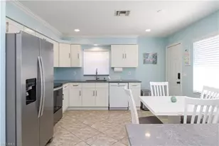 516 Gordonia Rd, Naples, FL 34108 - Photo 44