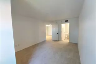 8950 Colonnades Ct E, Bonita Springs, FL 34135 - Photo 16