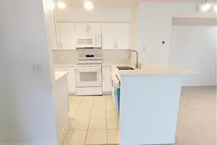 8950 Colonnades Ct E, Bonita Springs, FL 34135 - Photo 10