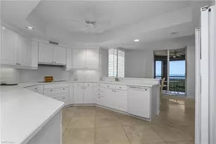 7225 Pelican Bay Blvd, Naples, FL 34108 - Photo 10