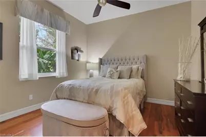 383 Cypress Way W, Naples, FL 34110 - Photo 16