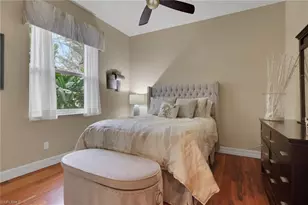 383 Cypress Way W, Naples, FL 34110 - Photo 16