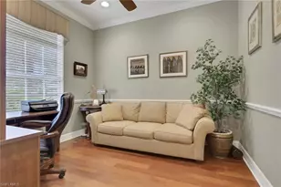 383 Cypress Way W, Naples, FL 34110 - Photo 18