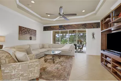 383 Cypress Way W, Naples, FL 34110 - Photo 10