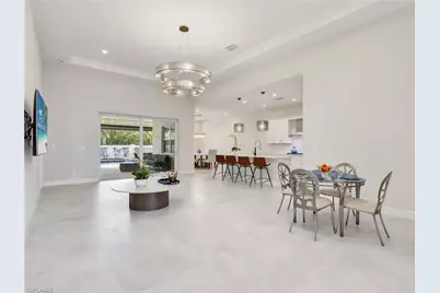 9252 Cayman Dr, Naples, FL 34114 - Photo 8