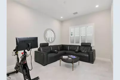 9252 Cayman Dr, Naples, FL 34114 - Photo 36