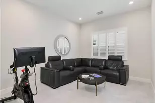 9252 Cayman Dr, Naples, FL 34114 - Photo 36