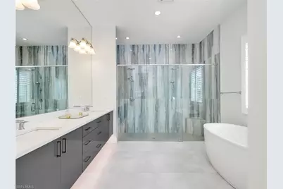 9252 Cayman Dr, Naples, FL 34114 - Photo 28