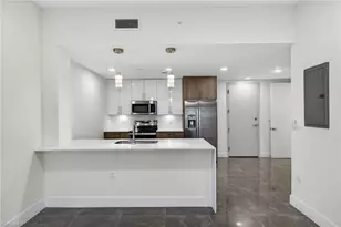 26610 Rosewood Pointe Dr, Bonita Springs, FL 34135 - Photo 6