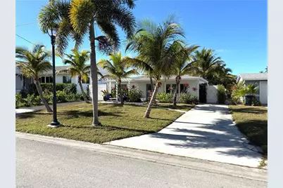 555 14th St N, Naples, FL 34102 - Photo 2