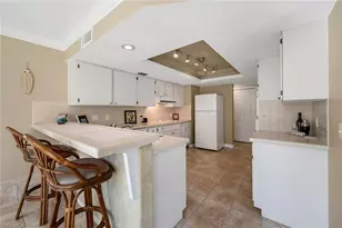 881 Panama Ct, Marco Island, FL 34145 - Photo 8