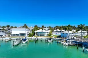 350 Harbour Dr, Naples, FL 34103 - Photo 24