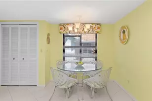 660 Kings Way, Naples, FL 34104 - Photo 10