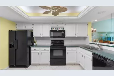 660 Kings Way, Naples, FL 34104 - Photo 8