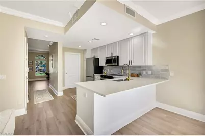 6210 Towncenter Cir, Naples, FL 34119 - Photo 18