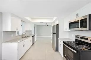 4862 Regal Dr, Bonita Springs, FL 34134 - Photo 8