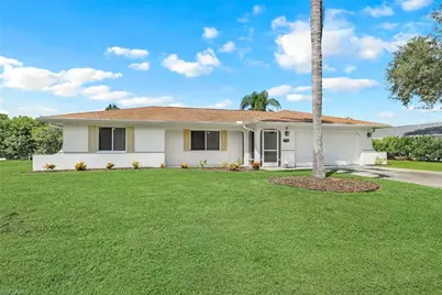 27150 Esther Dr, Bonita Springs, FL 34135 - Photo 2