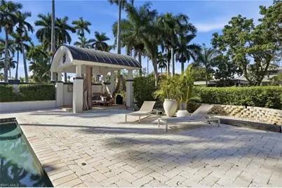 1205 Caloosa Dr, Fort Myers, FL 33901 - Photo 40