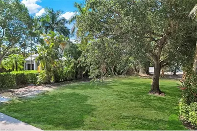 760 1st Ave N, Naples, FL 34102 - Photo 10