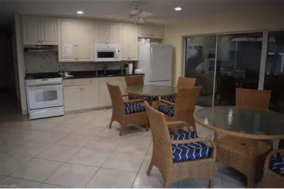5817 Glencove Dr #402, Naples, FL 34108 - Photo 26