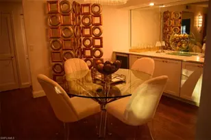 5817 Glencove Dr, Naples, FL 34108 - Photo 4