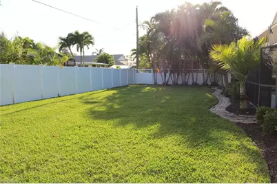 556 96th Ave N, Naples, FL 34108 - Photo 6