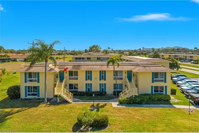 100 Glades Blvd #4, Naples, FL 34112 - Photo 1