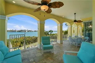 195 San Mateo Dr, Bonita Springs, FL 34134 - Photo 16