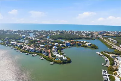 195 San Mateo Dr, Bonita Springs, FL 34134 - Photo 46