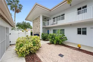 1340 Crayton Rd, Naples, FL 34102 - Photo 24