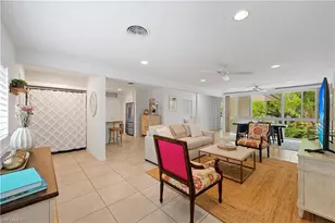 1340 Crayton Rd, Naples, FL 34102 - Photo 4