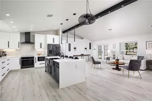 5754 Lancewood Way, Naples, FL 34116 - Photo 10