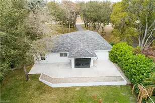 5754 Lancewood Way, Naples, FL 34116 - Photo 32