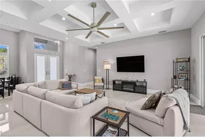 280 39th Ave NE, Naples, FL 34120 - Photo 8