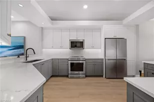 1865 Les Chateaux Blvd, Naples, FL 34109 - Photo 6