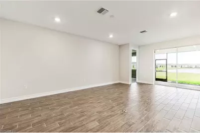 551 Spring Hill Lake Loop, Cape Coral, FL 33993 - Photo 2