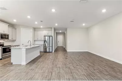 551 Spring Hill Lake Loop, Cape Coral, FL 33993 - Photo 4