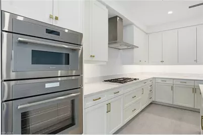 4810 Pelican Colony #903, Bonita Springs, FL 34134 - Photo 8