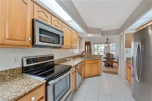 13221 Sherburne Cir, Bonita Springs, FL 34135 - Photo 6