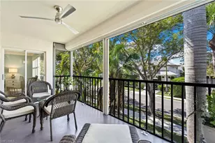 1063 8th St S, Naples, FL 34102 - Photo 18