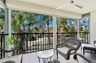 1063 8th St S, Naples, FL 34102 - Photo 30