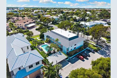 1063 8th St S #202, Naples, FL 34102 - Photo 44