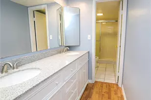 4053 Sandlewood Ln, Fort Myers, FL 33907 - Photo 20