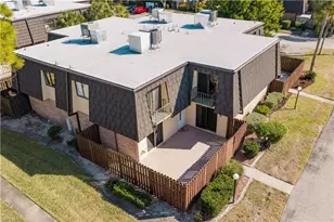 4053 Sandlewood Ln, Fort Myers, FL 33907 - Photo 36