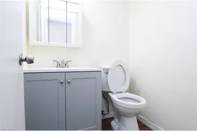 4053 Sandlewood Ln #1, Fort Myers, FL 33907 - Photo 6