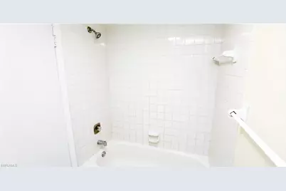 4053 Sandlewood Ln #1, Fort Myers, FL 33907 - Photo 22