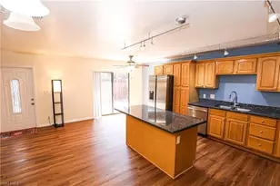 4053 Sandlewood Ln, Fort Myers, FL 33907 - Photo 14