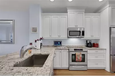 8241 Parkstone Pl #106, Naples, FL 34120 - Photo 4