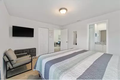 333-335 SW 47th Ter, Cape Coral, FL 33914 - Photo 18