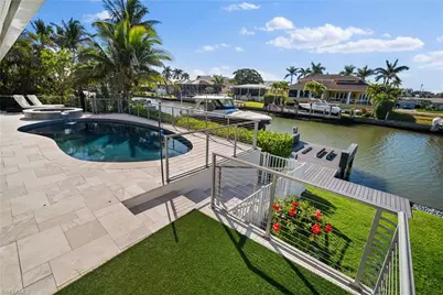 266 Egret Ave, Naples, FL 34108 - Photo 40